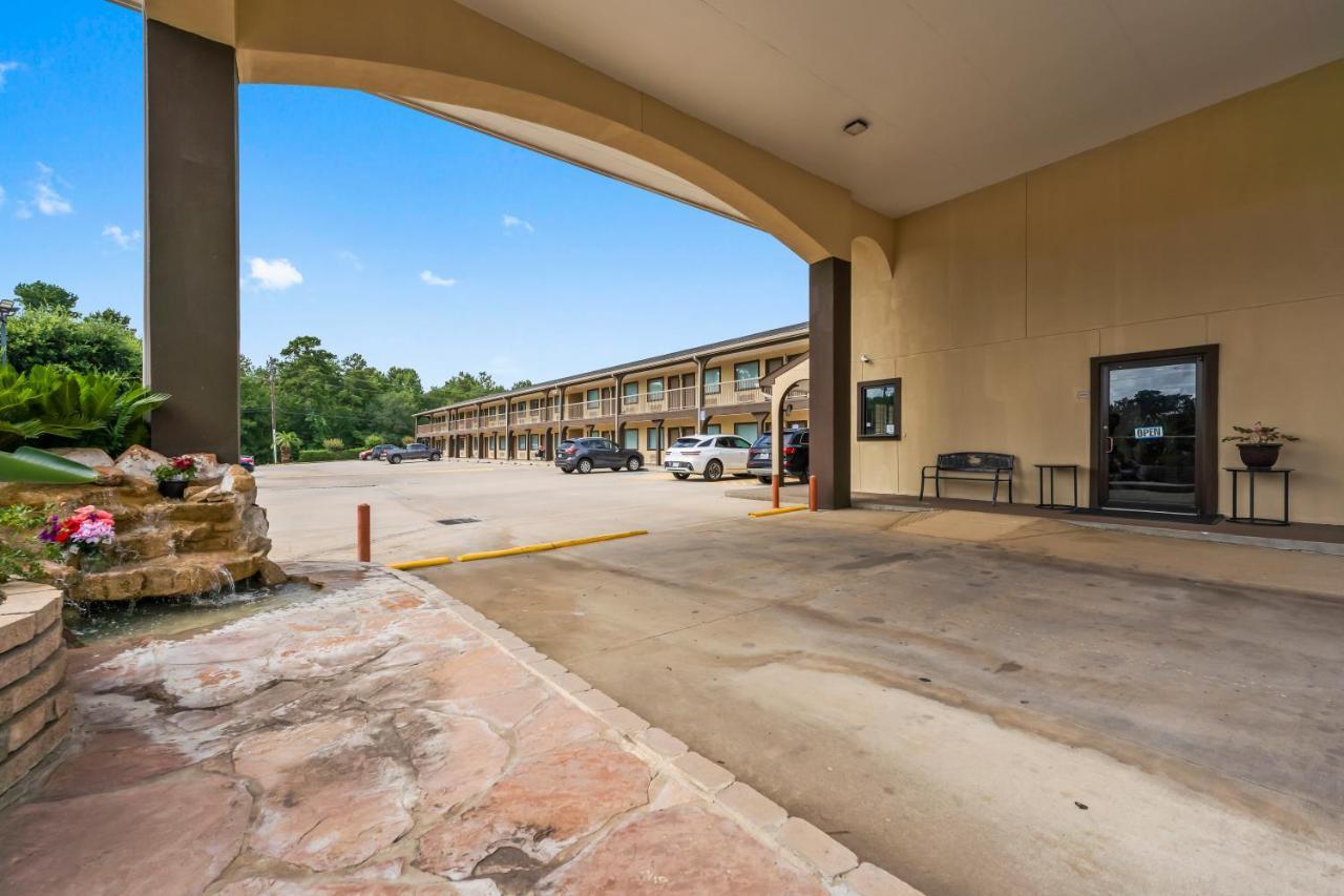 Executive Inn & Suites Magnolia Bagian luar foto