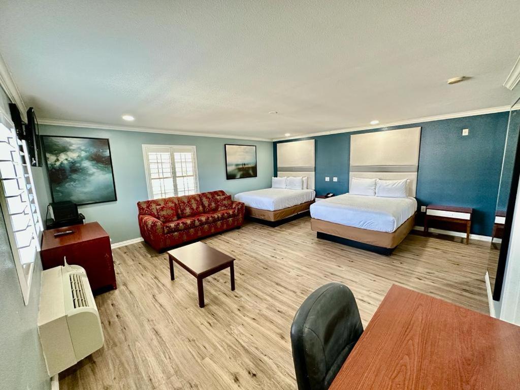 Executive Inn & Suites Magnolia Bagian luar foto